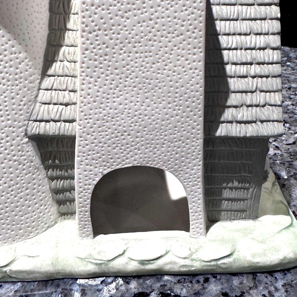 🌊Vintage One of a Kind Partylite Porcelain Harbour Lighthouse Candle Holder 🌊 - Picture 10 of 16